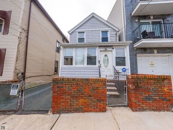 75 Winans Ave, Newark, NJ 07108