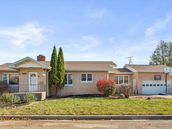 1060 Catherine Street , Joliet, IL 60435