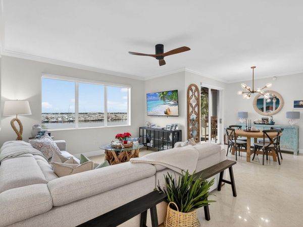 675 NW Flagler Avenue, Unit 202, Stuart, FL 34994