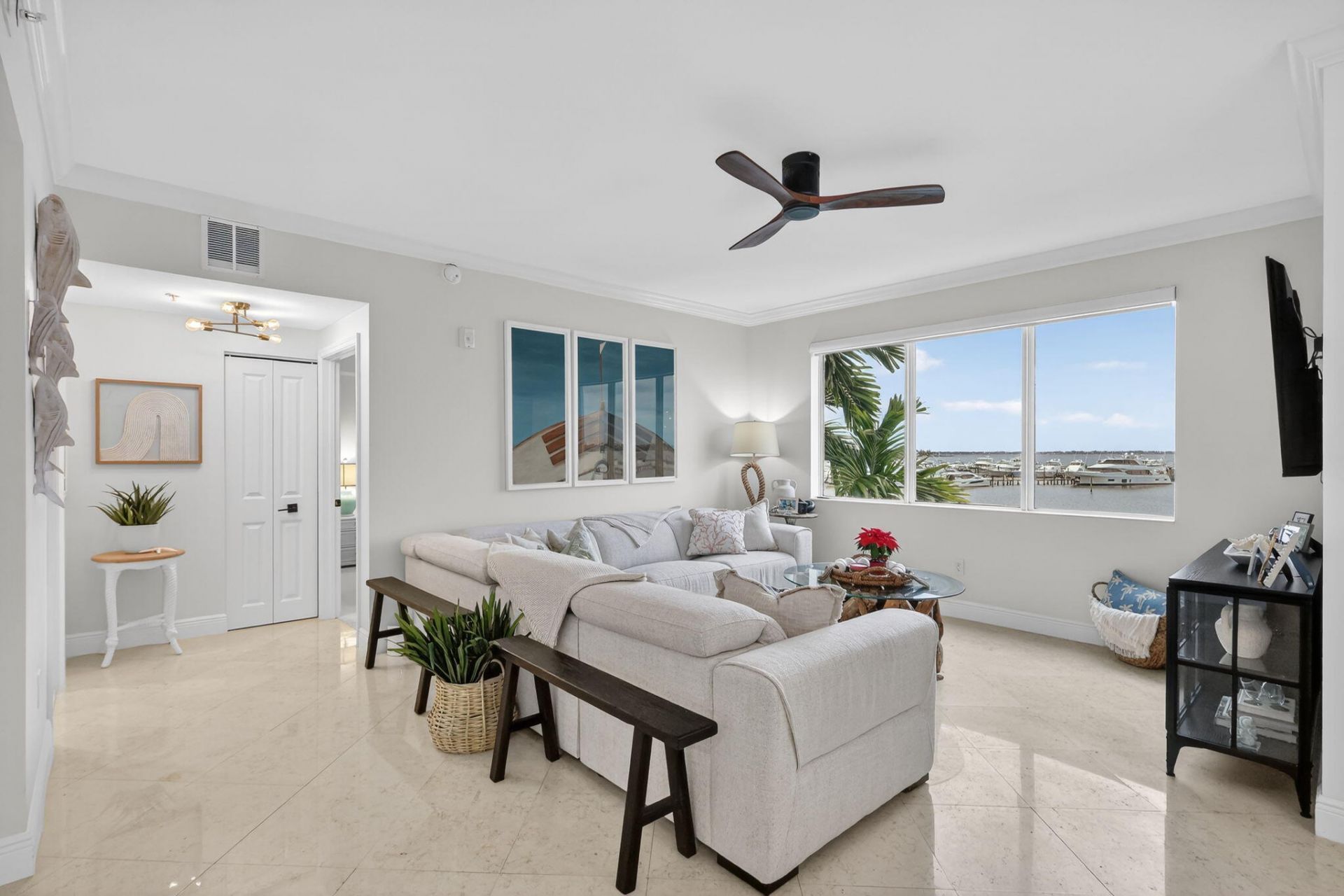 675 NW Flagler Avenue, Unit 202, Stuart, FL 34994 Photo