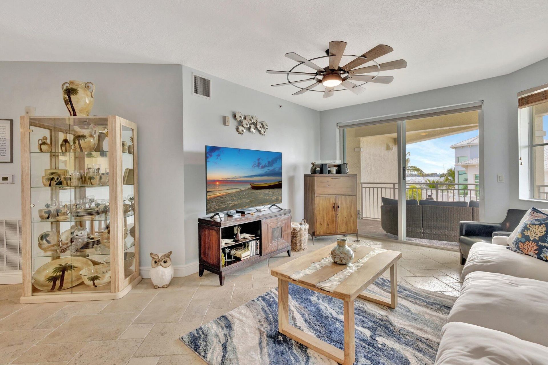 975 NW Flagler Avenue, Unit 407, Stuart, FL 34994 Photo