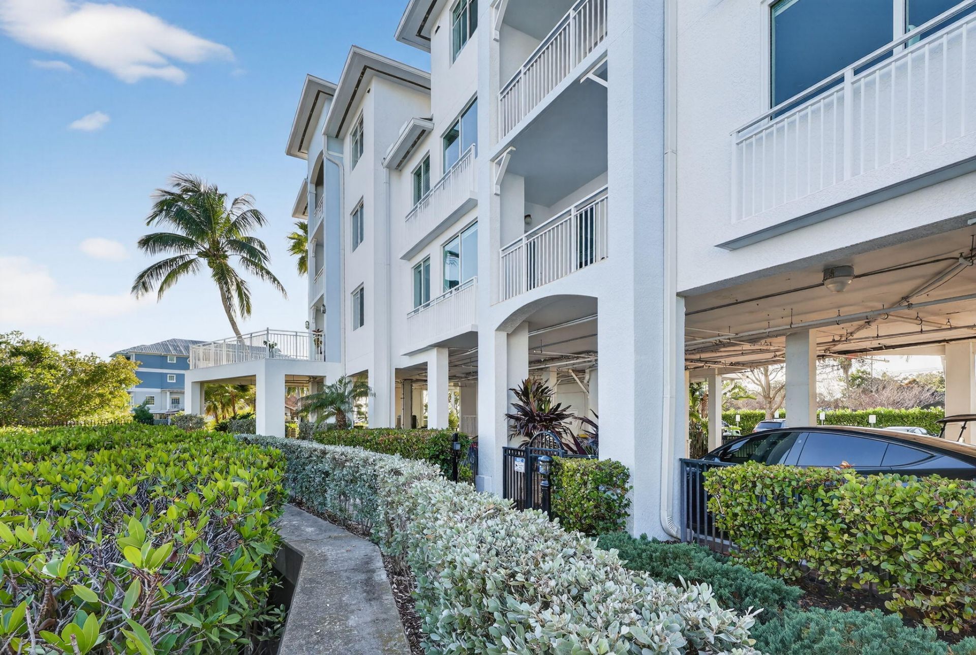 415 NW Flagler Avenue, Unit 403, Stuart, FL 34994 Photo