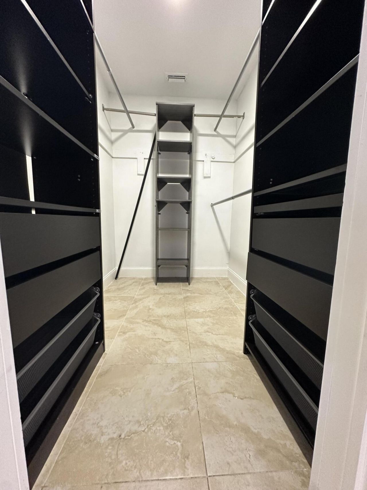 5605 SW 24th Avenue, Fort Lauderdale, FL 33312 Photo