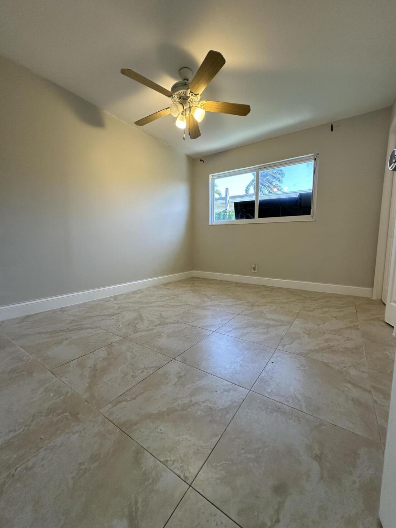 5605 SW 24th Avenue, Fort Lauderdale, FL 33312 Photo