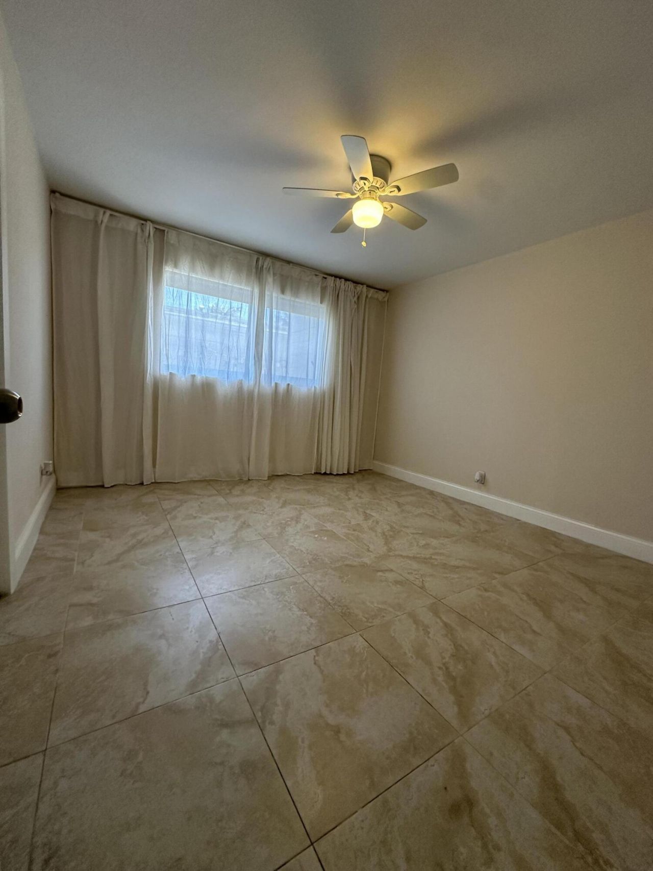 5605 SW 24th Avenue, Fort Lauderdale, FL 33312 Photo
