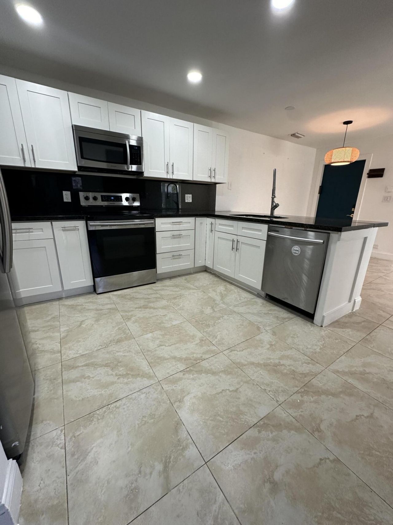 5605 SW 24th Avenue, Fort Lauderdale, FL 33312 Photo