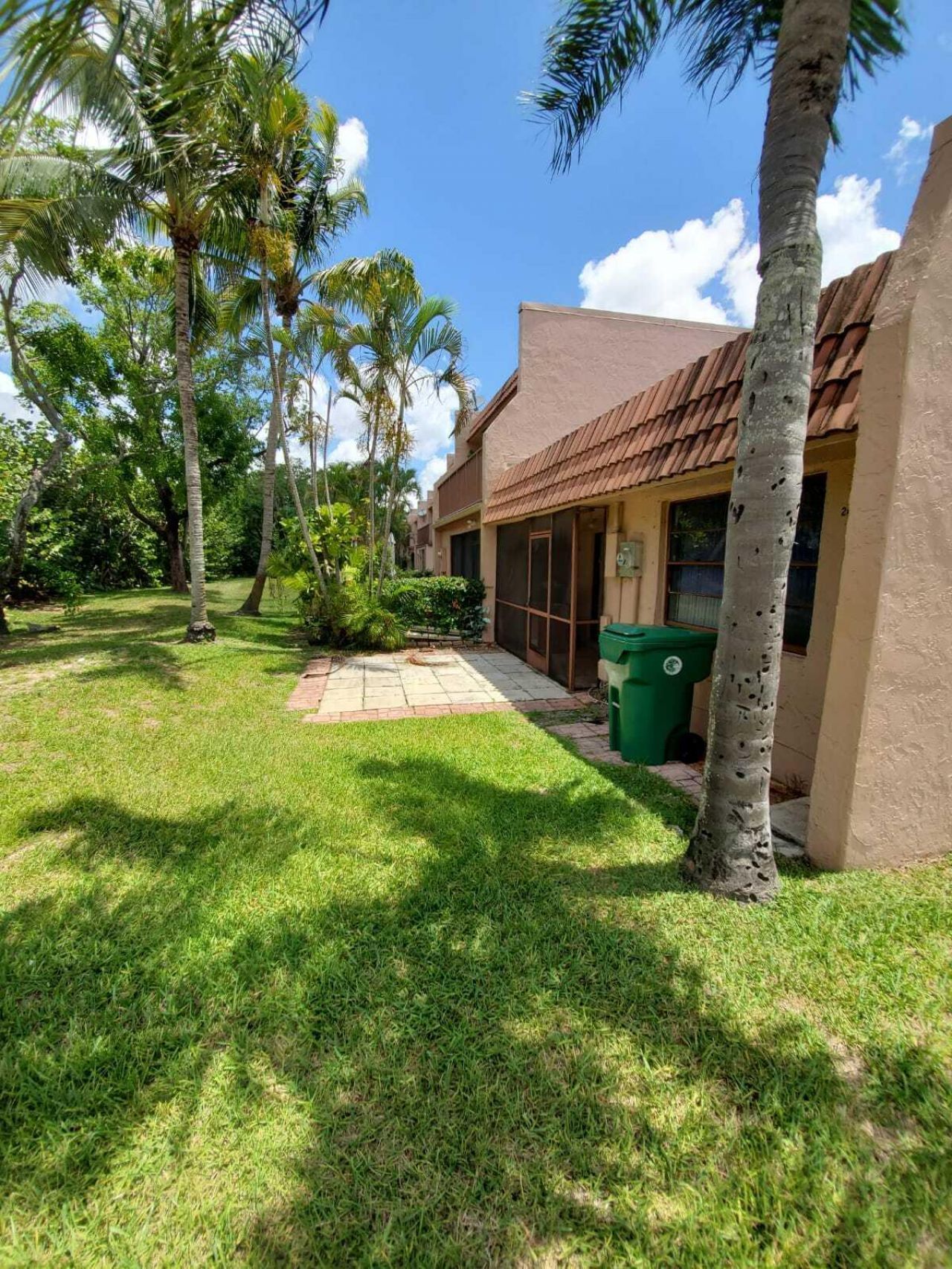 24 Laredo Place, Davie, FL 33324 Photo