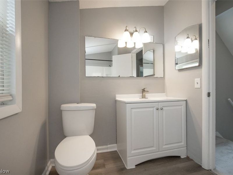 2960 Clearfield Avenue , Akron, OH 44314 Photo 14