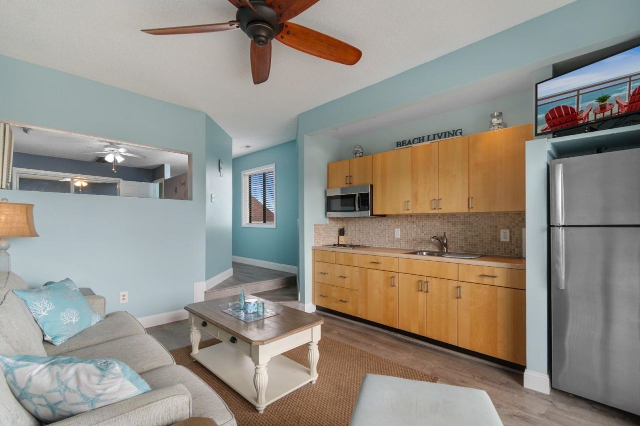 627 N Waccamaw Dr.  Photo 14