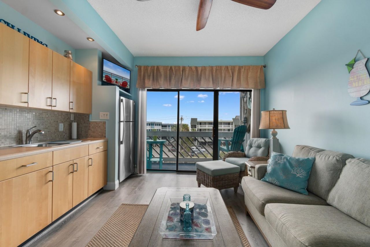 627 N Waccamaw Dr.  Photo 15