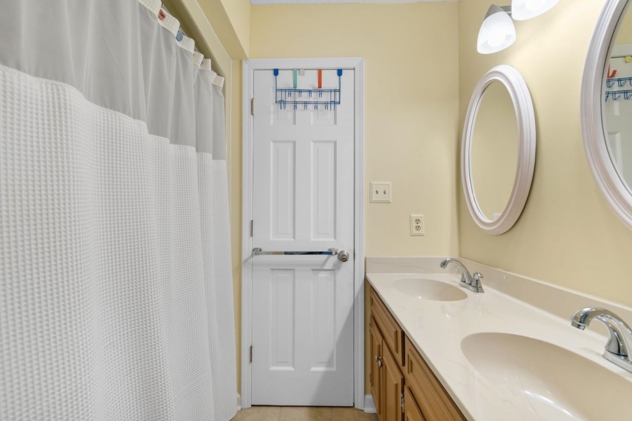 627 N Waccamaw Dr.  Photo 5