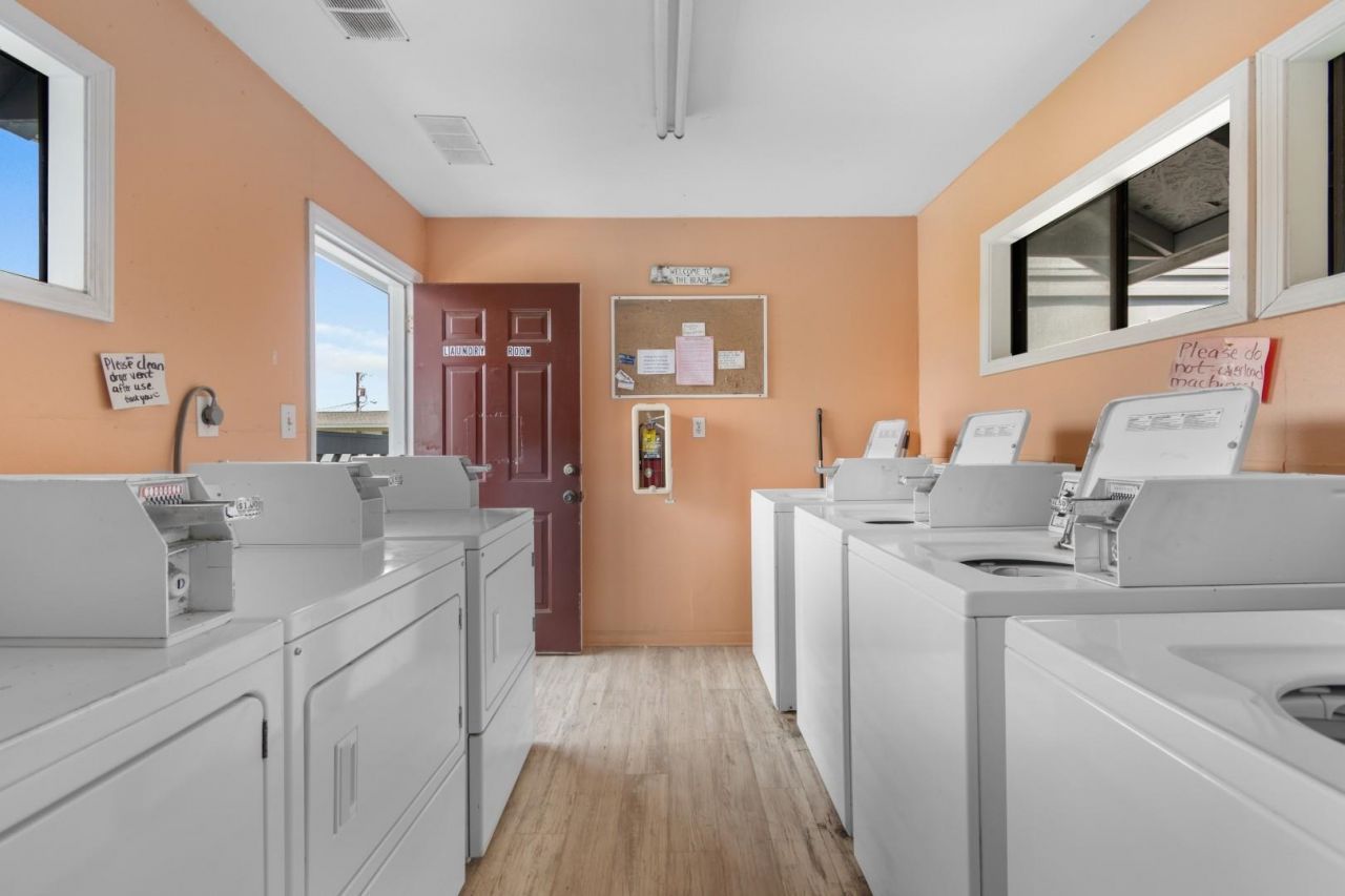 627 N Waccamaw Dr.  Photo 6