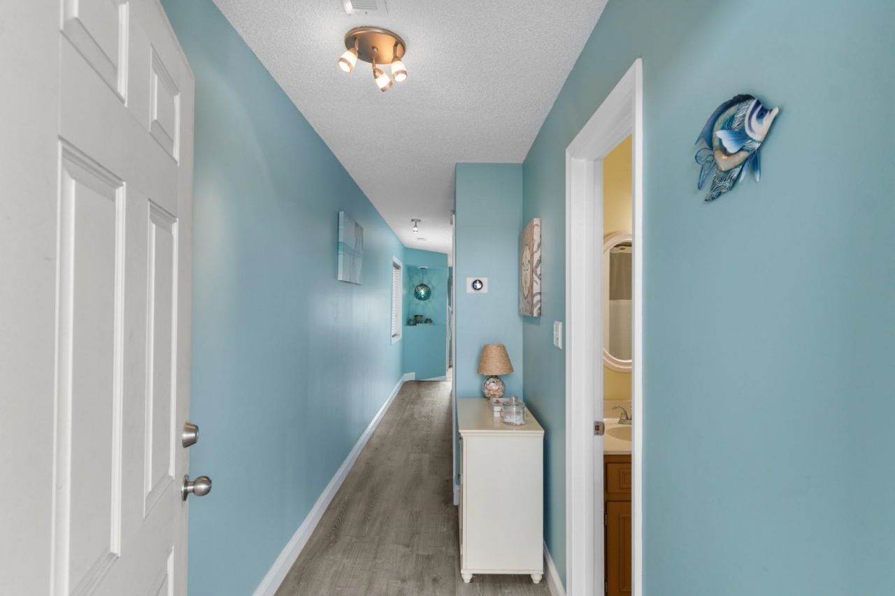 627 N Waccamaw Dr.  Photo 8