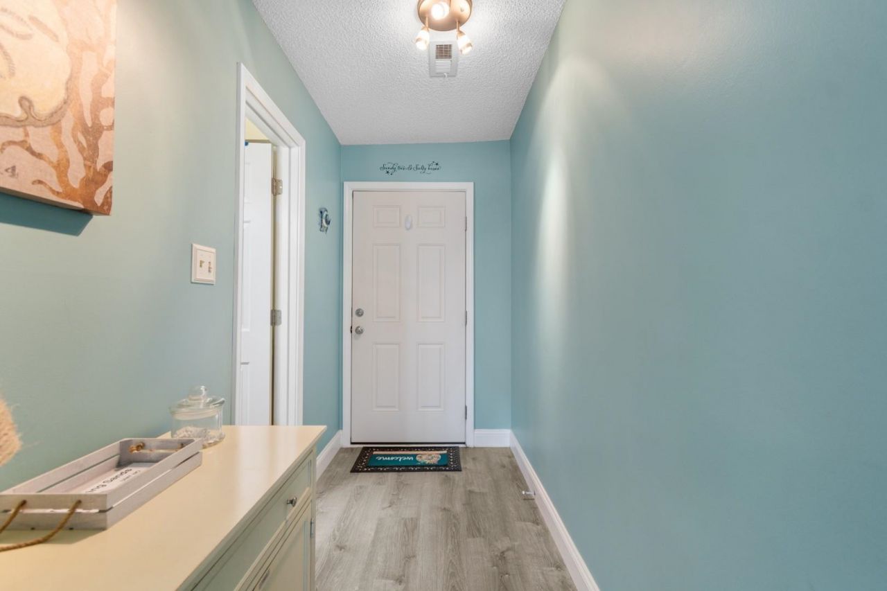 627 N Waccamaw Dr.  Photo 9