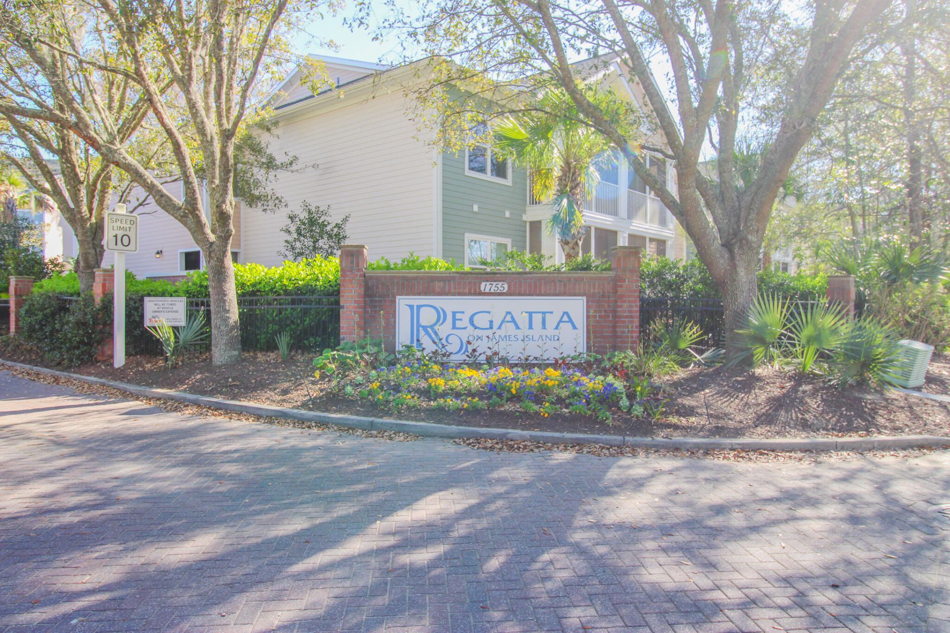 1755 Central Park Road Photo 17