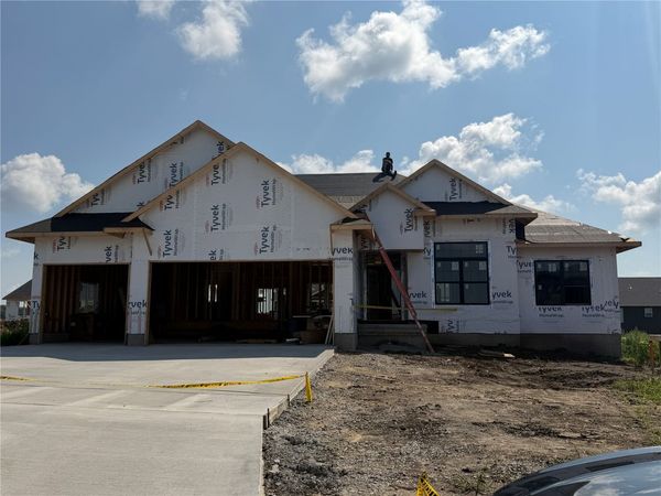 60 S Seven Oaks Road, North Liberty, IA 52317