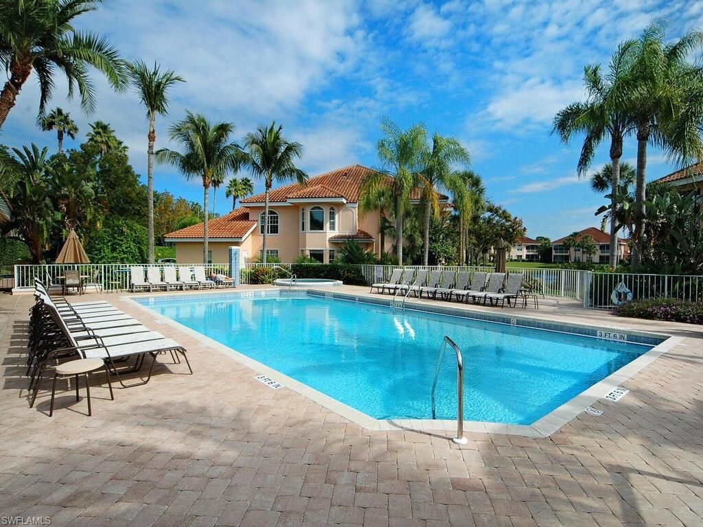 8410 Abbington Cir, Unit A-13, Naples, FL 34108 Photo