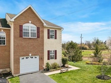 938 CHOLET DRIVE, COLLEGEVILLE, PA 19426