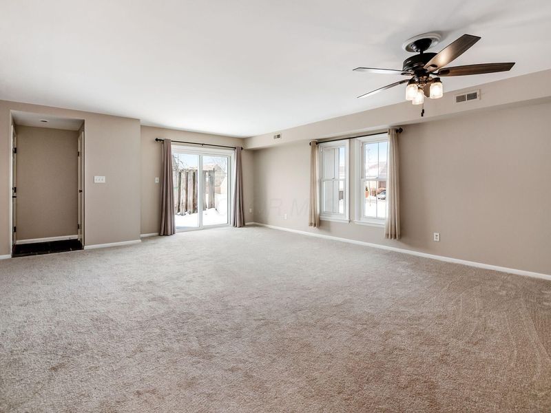 1474 Lafayette Drive , Unit B, Columbus, OH 43220 Photo 10