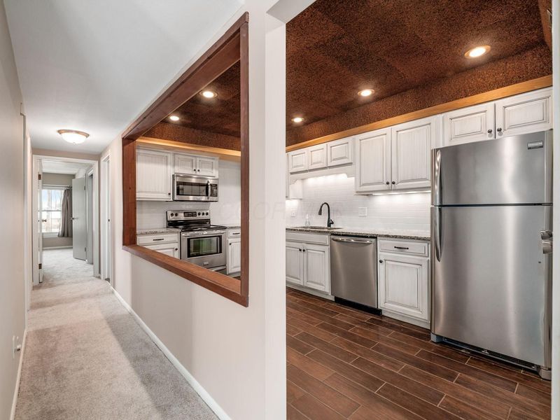 1474 Lafayette Drive , Unit B, Columbus, OH 43220 Photo 16