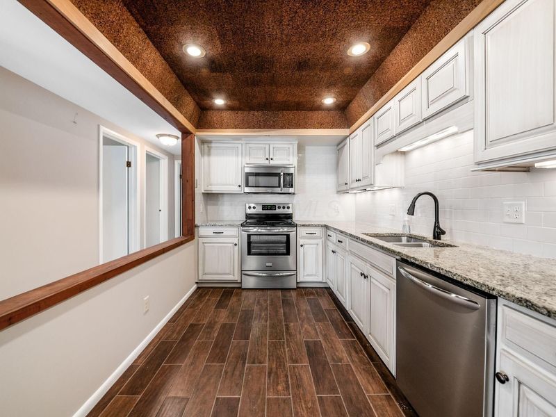 1474 Lafayette Drive , Unit B, Columbus, OH 43220 Photo 18