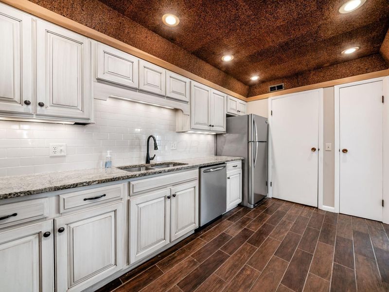 1474 Lafayette Drive , Unit B, Columbus, OH 43220 Photo 21