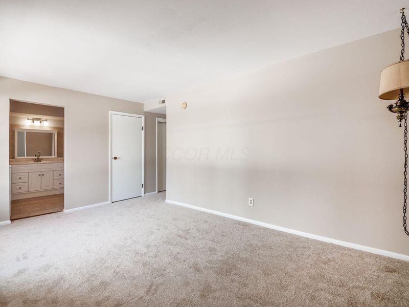 1474 Lafayette Drive , Unit B, Columbus, OH 43220 Photo 30