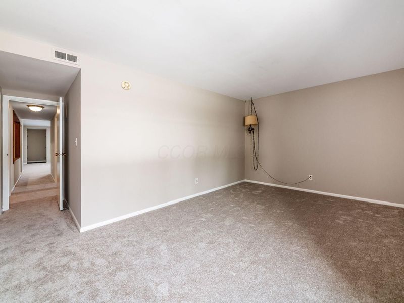 1474 Lafayette Drive , Unit B, Columbus, OH 43220 Photo 37