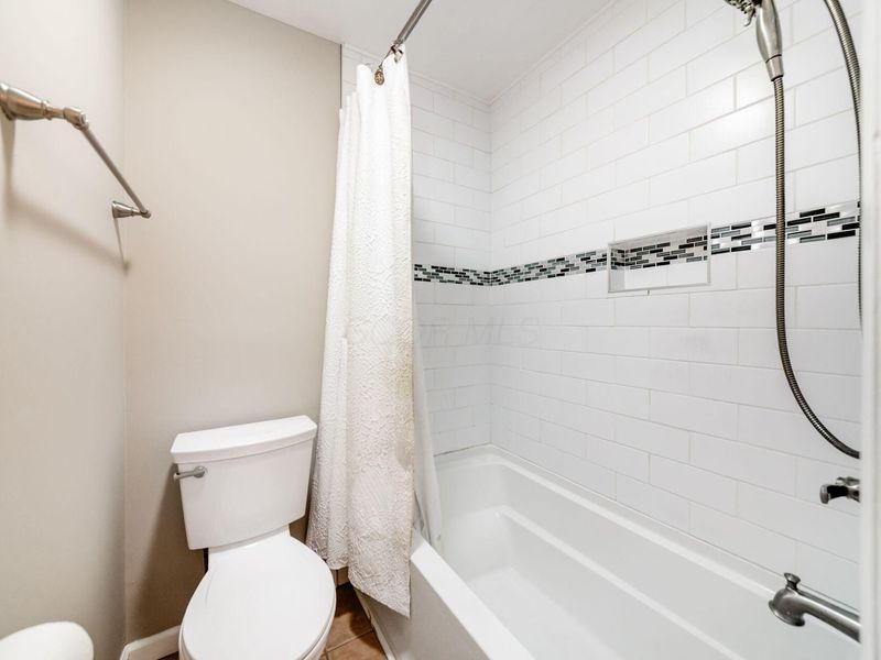 1474 Lafayette Drive , Unit B, Columbus, OH 43220 Photo 40