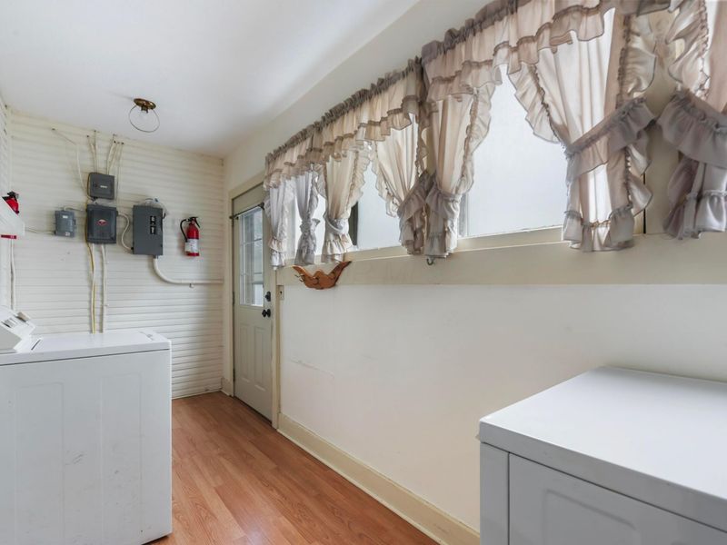 457 Half Avenue, Circleville, OH 43113 Photo 12