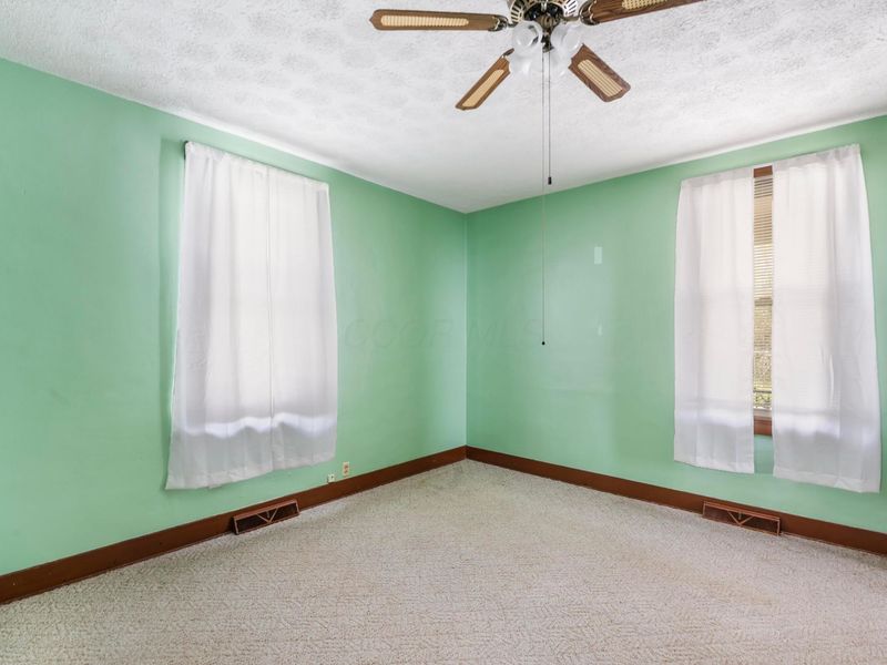 457 Half Avenue, Circleville, OH 43113 Photo 17