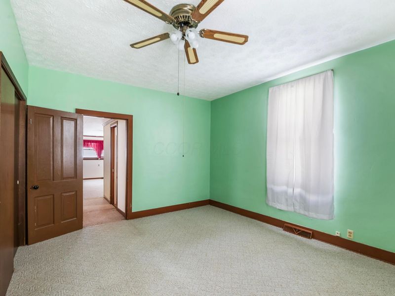 457 Half Avenue, Circleville, OH 43113 Photo 18