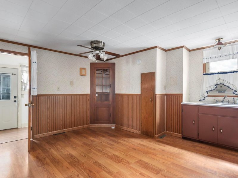 457 Half Avenue, Circleville, OH 43113 Photo 7