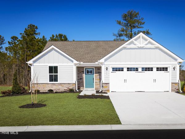 4065 Farmfield Drive, Navassa, NC 28451