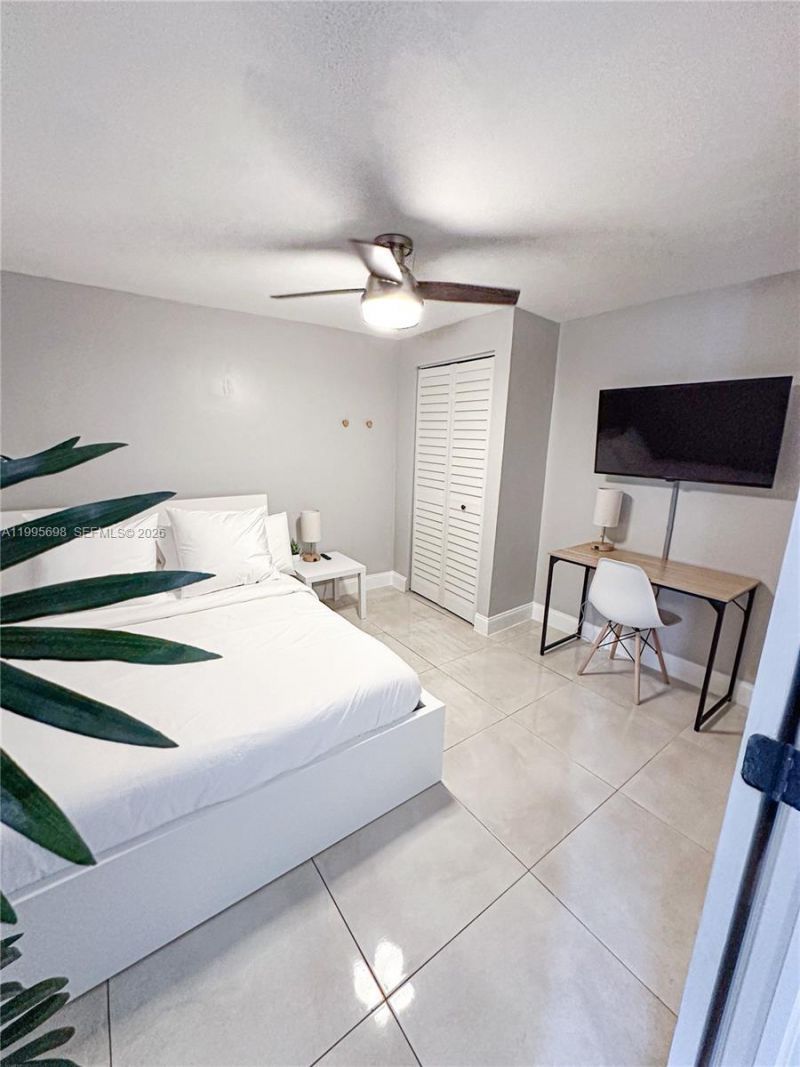 174 NE 55th St, Unit 1, Miami, FL 33137 Photo