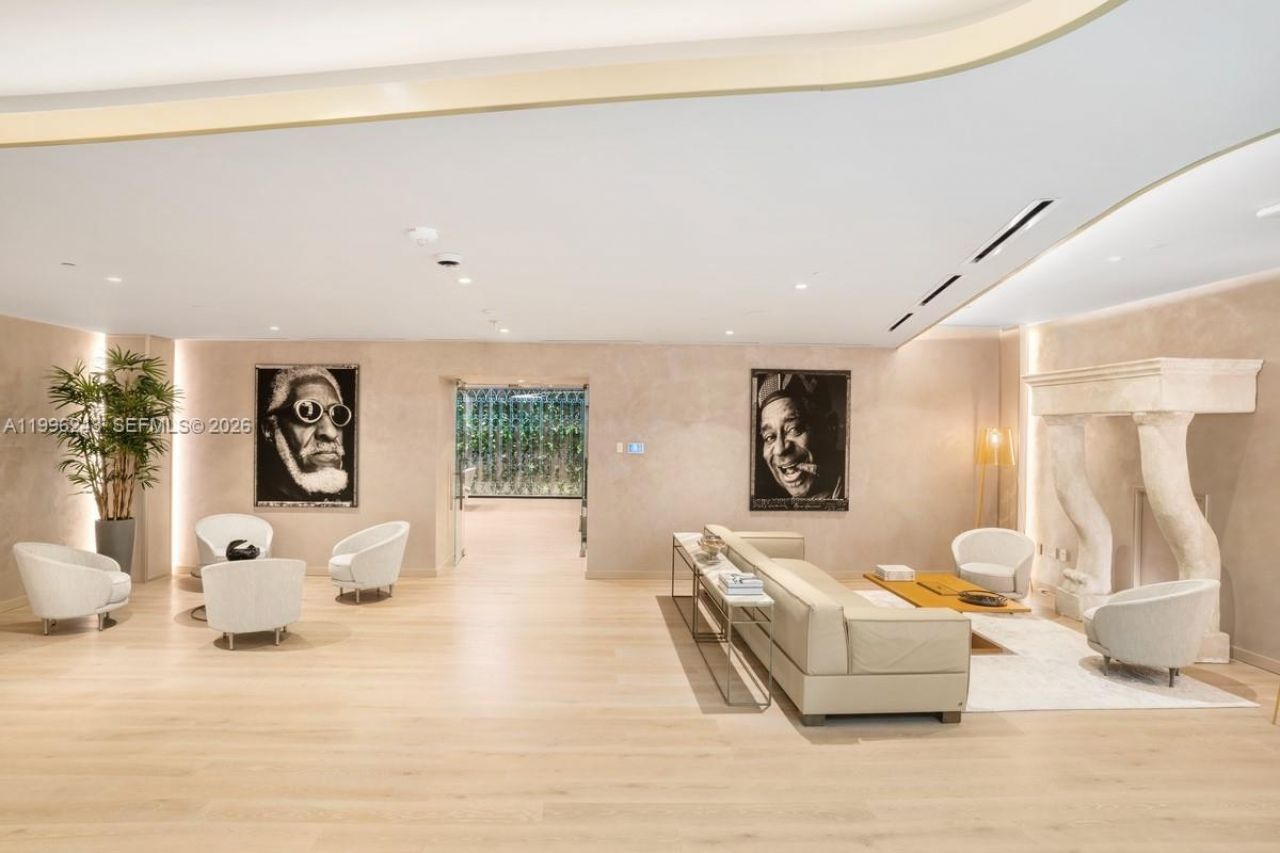 1000 Brickell Plaza, Unit 2701, Miami, FL 33131 Photo