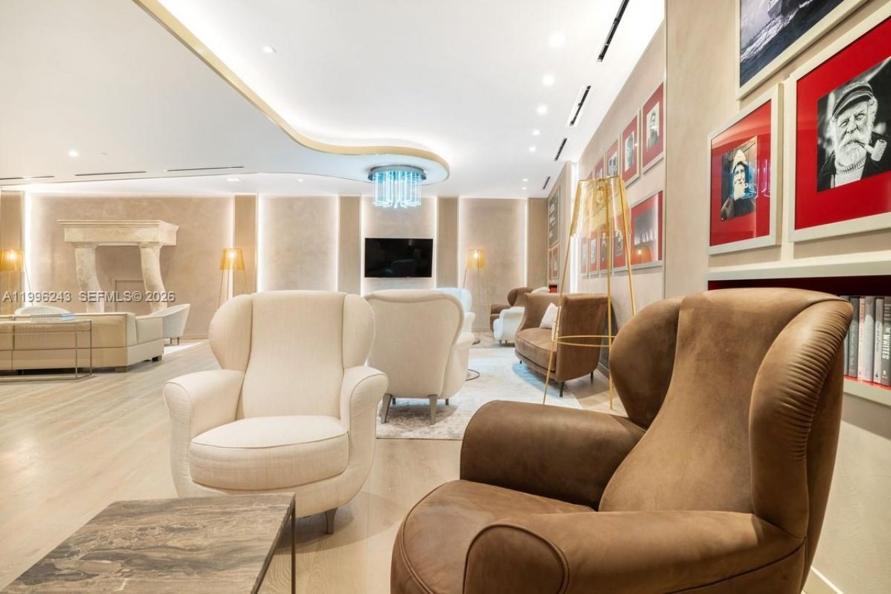 1000 Brickell Plaza, Unit 2701, Miami, FL 33131 Photo