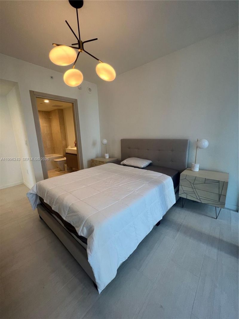 1000 Brickell Plaza, Unit 2701, Miami, FL 33131 Photo