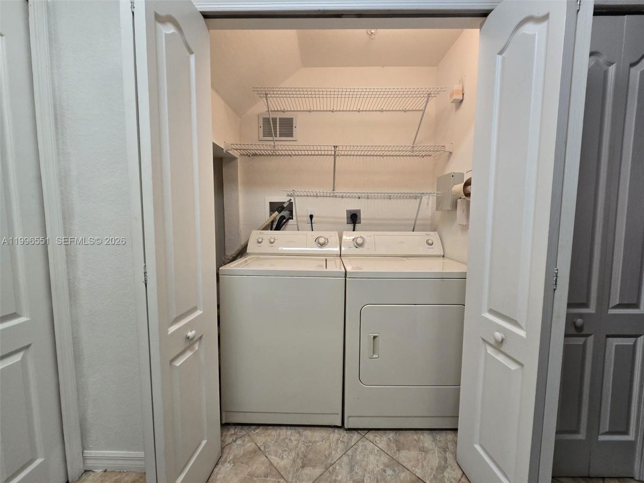 8956 W Flagler St, Unit 206, Miami, FL 33174 Photo