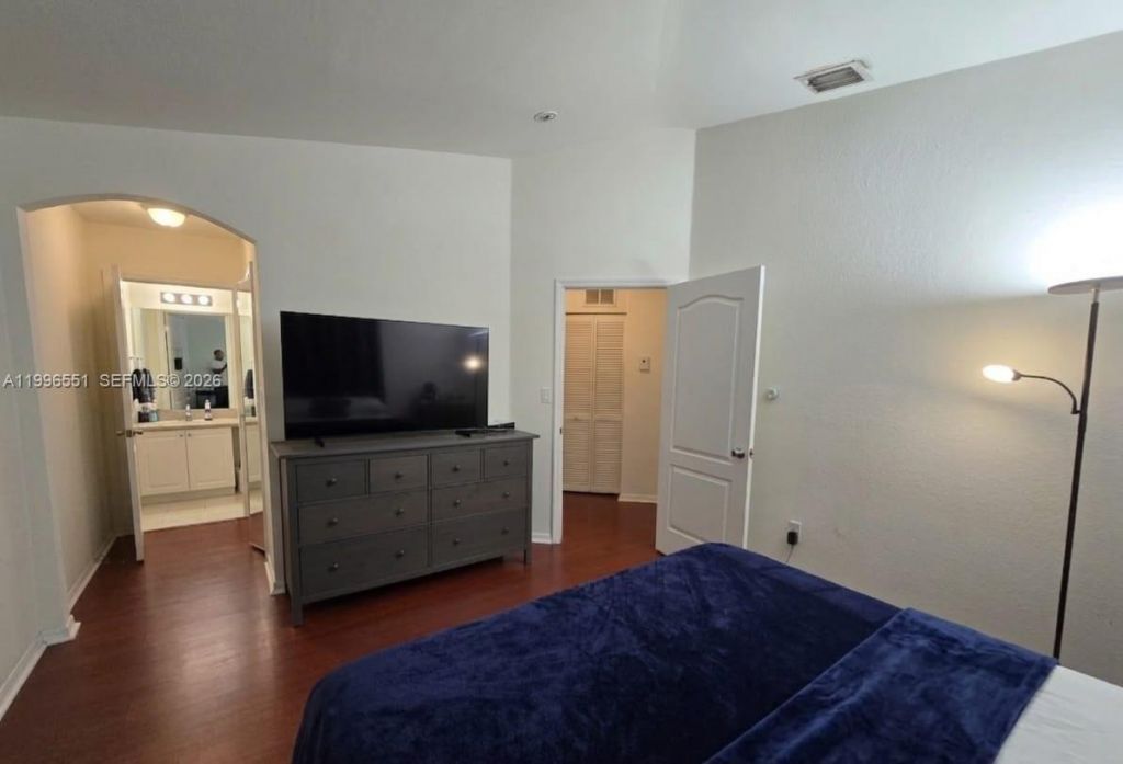 8956 W Flagler St, Unit 206, Miami, FL 33174 Photo