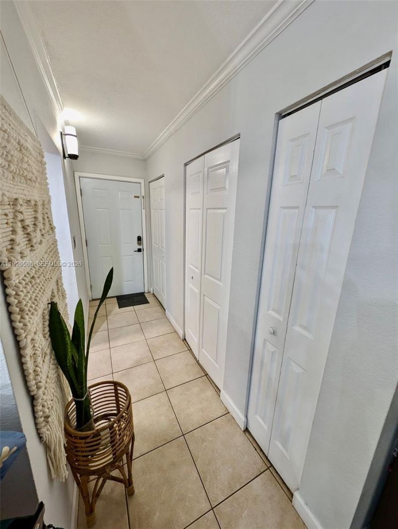 8550 SW 109th Ave, Unit 5-101, Miami, FL 33173 Photo