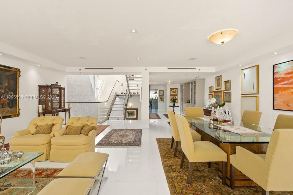 1000 Venetian Way , Unit 105, Miami, FL 33139 Photo