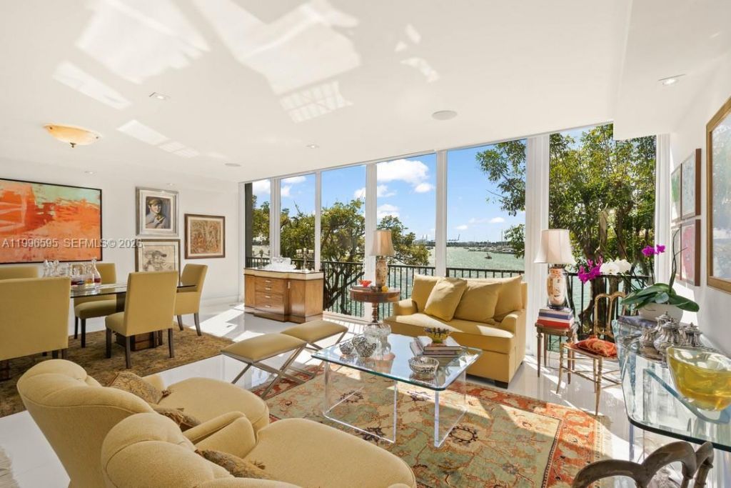 1000 Venetian Way , Unit 105, Miami, FL 33139 Photo