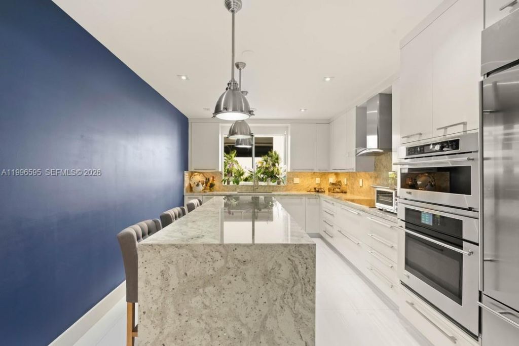 1000 Venetian Way , Unit 105, Miami, FL 33139 Photo