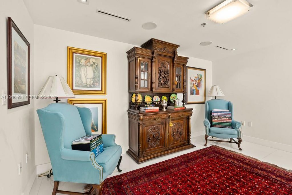 1000 Venetian Way , Unit 105, Miami, FL 33139 Photo