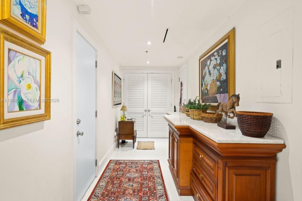 1000 Venetian Way , Unit 105, Miami, FL 33139 Photo