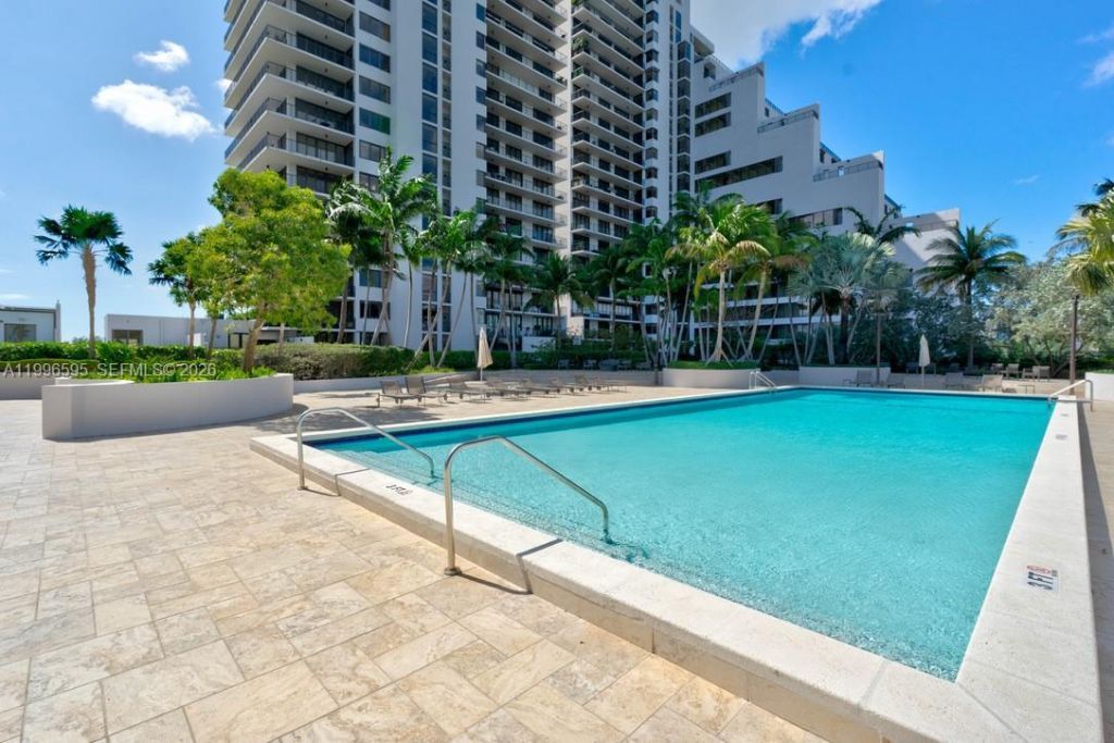 1000 Venetian Way , Unit 105, Miami, FL 33139 Photo