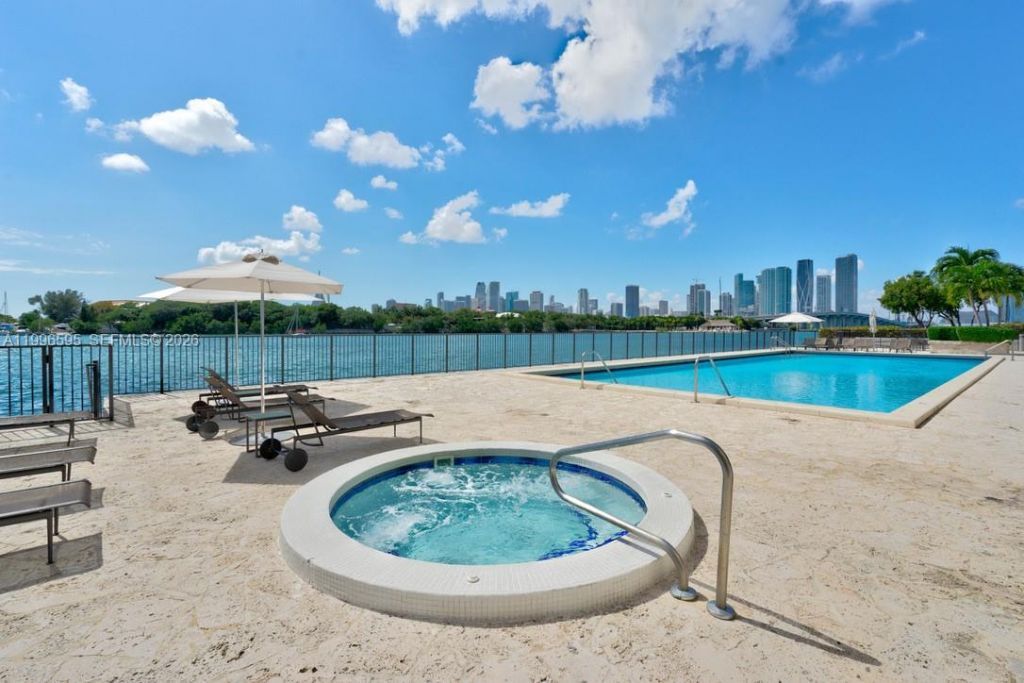 1000 Venetian Way , Unit 105, Miami, FL 33139 Photo