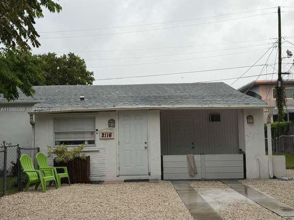 2116 Monroe Ter, Hollywood, FL 33020