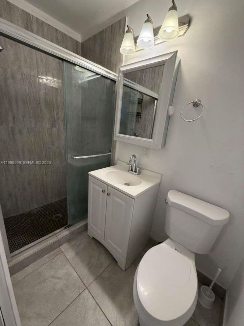 2116 Monroe Ter, Hollywood, FL 33020 Photo
